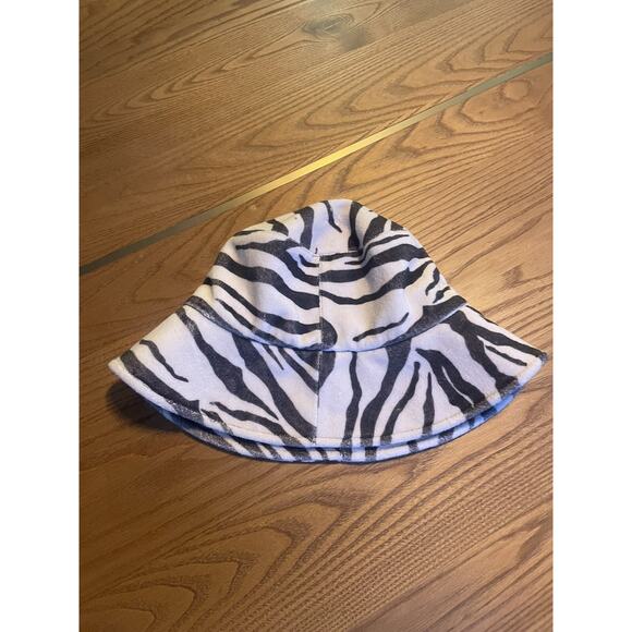 Lack of Color Terry Wave Bucket Hat Zebra Size Small/Medium S/M Black White - Picture 4 of 6